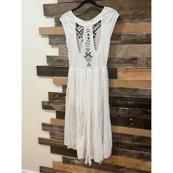 FREE People TOOSALOOSA SLUB MEADOW DRESS embroidered SIZE XS - Picture 2 of 5